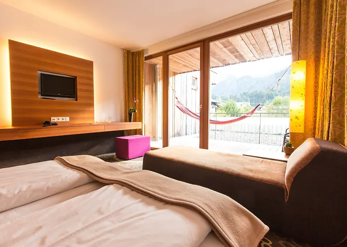 Active By Leitner's 4*