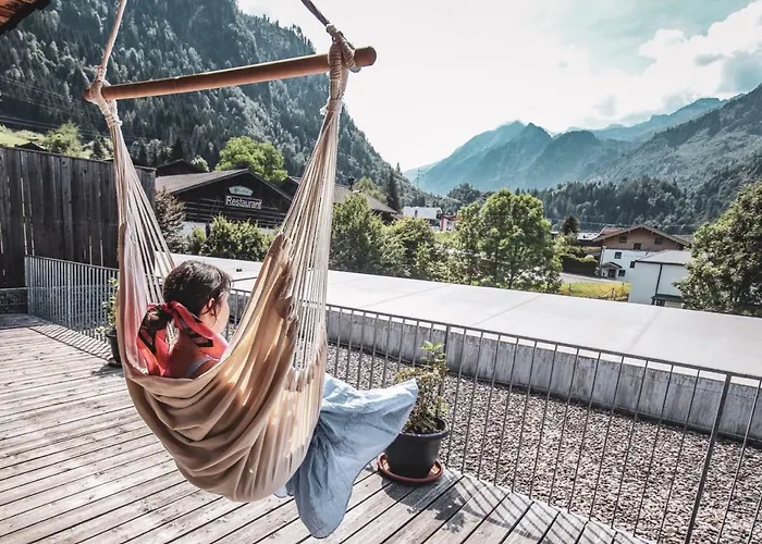 Active By Leitner's 4*